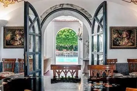 Gocce - The Palace Escondida Apartment *