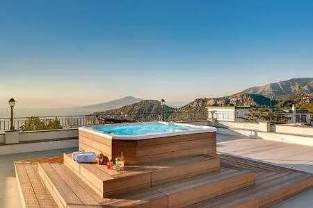 Gocce - The Palace Escondida Apartment Sant'Agnello